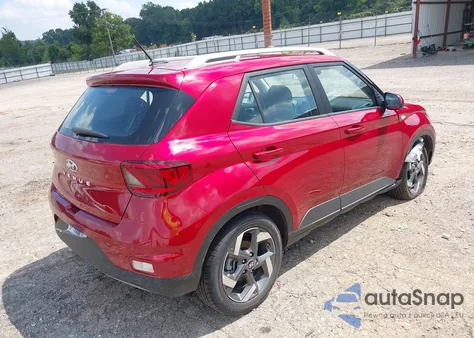 2025 Hyundai Venue Sel z USA, uszkodzony, nr VIN KMHRC8A35SU396844